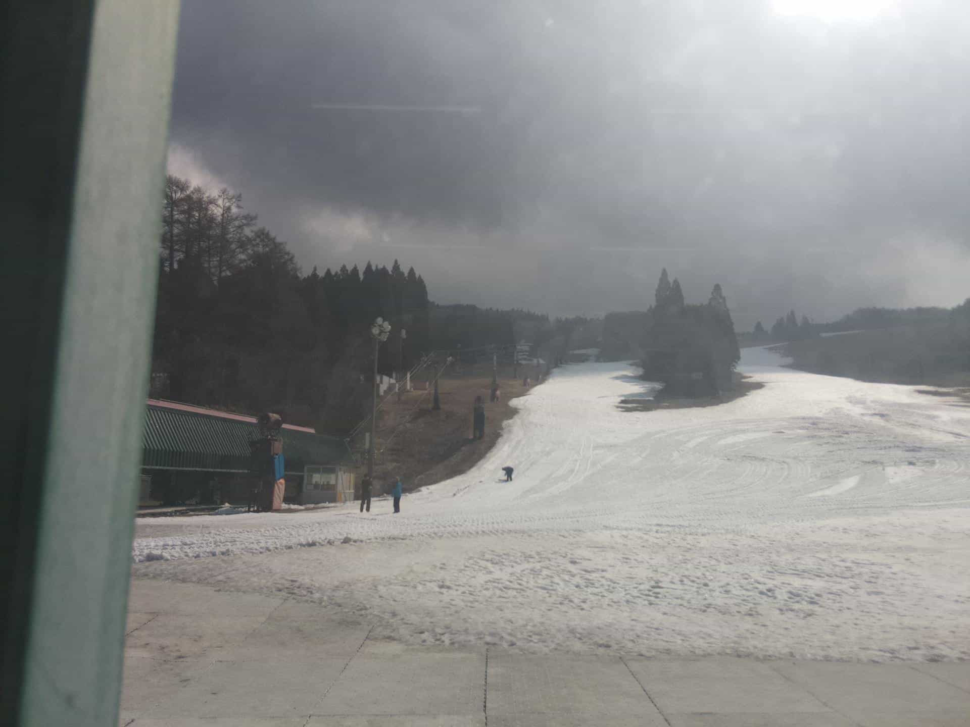 Washigatake No. 1 Quad Boarding Area webcam frame captured 10 September 2026 at 11:34 pm GMT+9