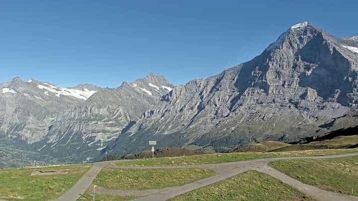 Wengen (Männlichen) Männlichen webcam frame captured 15 September 2026 at 5:41 pm GMT+2