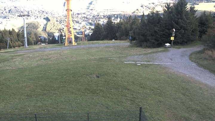 Oberwiesenthal Blick nach Oberwiesenthal webcam frame captured 15 September 2026 at 5:38 pm GMT+2
