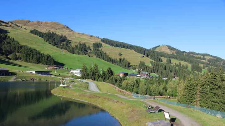 Saalbach Hochalm Mid Station webcam frame captured 15 September 2026 at 5:22 pm GMT+2
