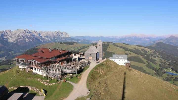 Hopfgarten im Brixental (SkiWelt) Gipfel Hohe Salve - Söll webcam frame captured 15 September 2026 at 5:35 pm GMT+2