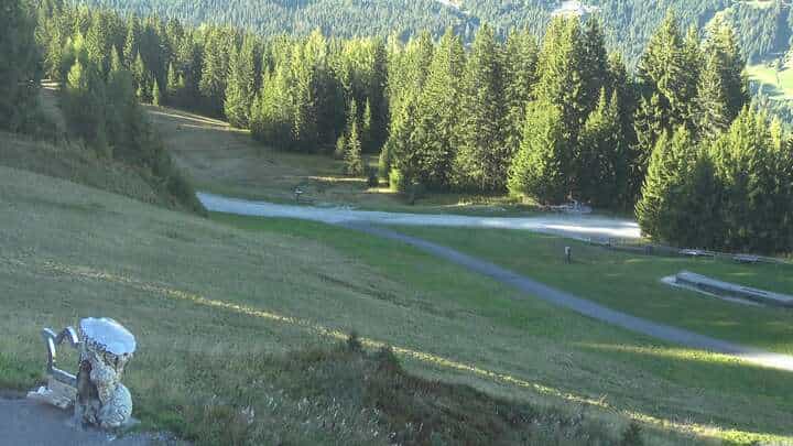 Mühlbach am Hochkönig (Hochkönig) Kabinenbahn Karbachalm webcam frame captured 15 September 2026 at 5:37 pm GMT+2