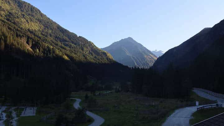 Neustift im Stubaital (Stubai) Klaus Äuele webcam frame captured 15 September 2026 at 5:37 pm GMT+2