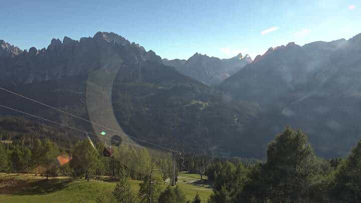 Sexten (3Zinnen Dolomites) Stiergarten webcam frame captured 15 September 2026 at 5:39 pm GMT+2