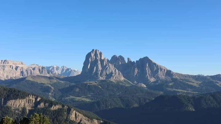 St. Ulrich in Gröden (Val Gardena/Gröden) Raschötz webcam frame captured 15 September 2026 at 6:11 pm GMT+2