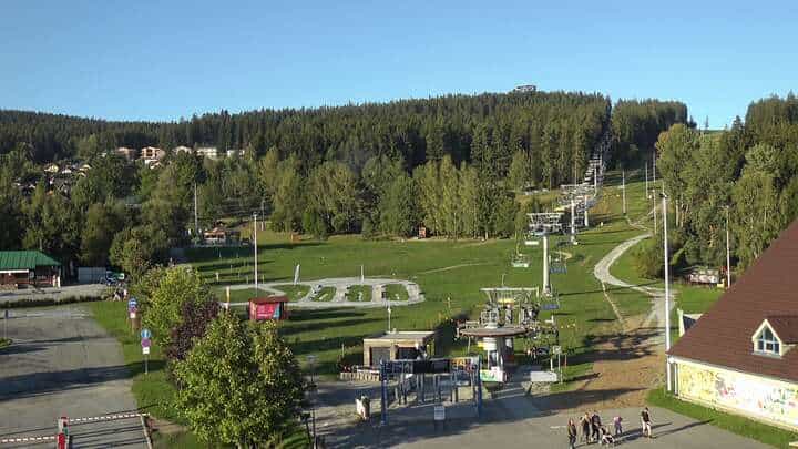 Lipno Fox Park webcam frame captured 15 September 2026 at 5:53 pm GMT+2