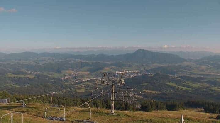 Dolný Kubín (Kubínska hoľa - Berg) Kubínska hoľa - vrch webcam frame captured 15 September 2026 at 5:18 pm GMT+2