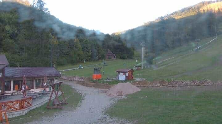 Terchová (Vrátna Malá Fatra) Vrátna webcam frame captured 15 September 2026 at 5:56 pm GMT+2
