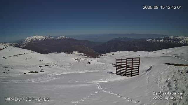 La Parva Fabres Lookout webcam frame captured 15 September 2026 at 12:42 pm GMT-3