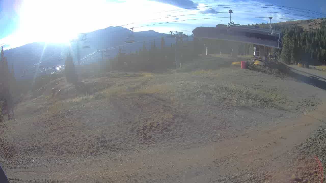 Breckenridge Peak 7 webcam frame captured 15 September 2026 at 7:39 am GMT-6