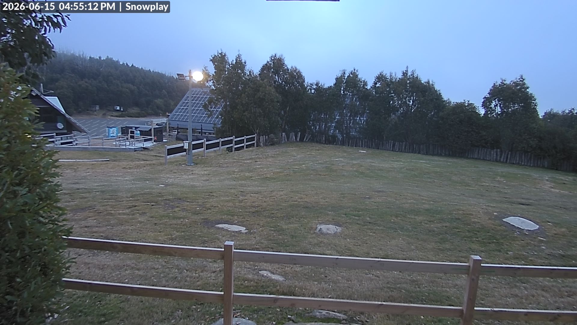 Lake Mountain Snow Play Area snow cam captured at 15 June 2026 at 9:25 pm AEST
