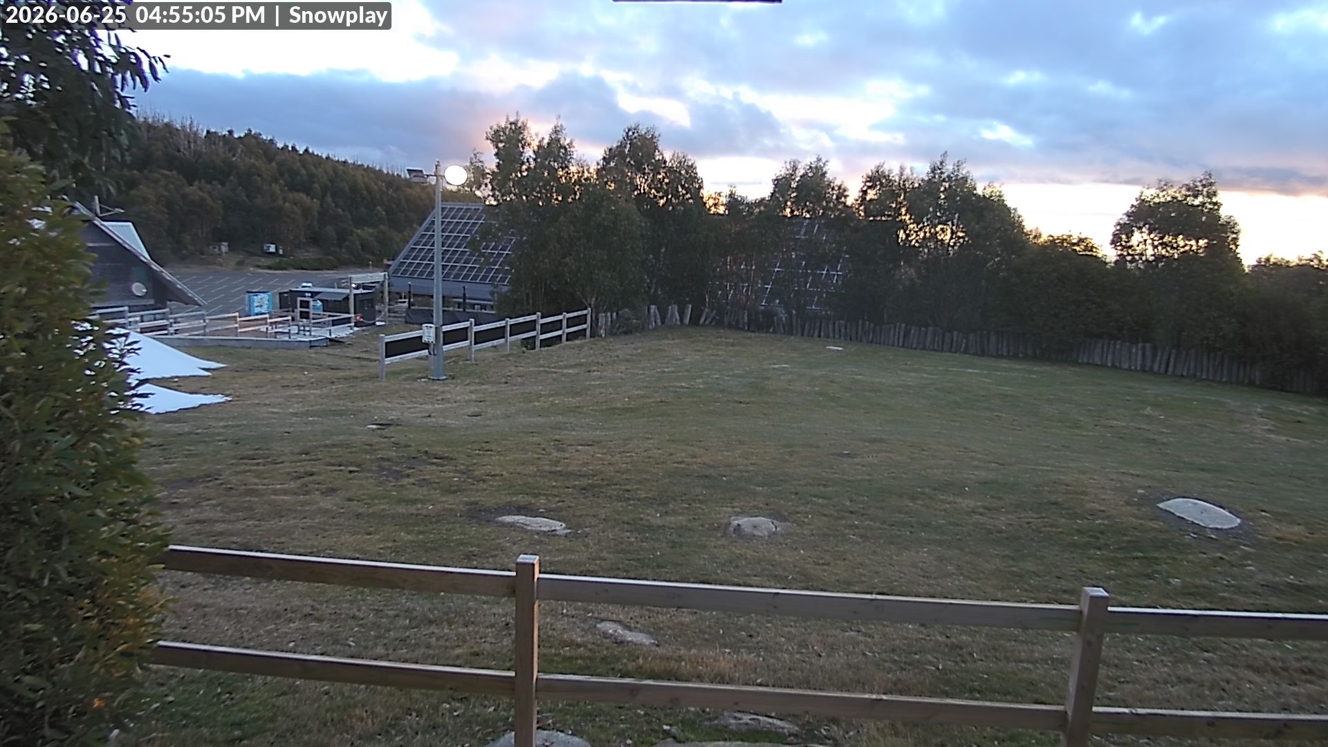 Lake Mountain Snow Play Area snow cam captured at 25 June 2026 at 4:58 pm AEST