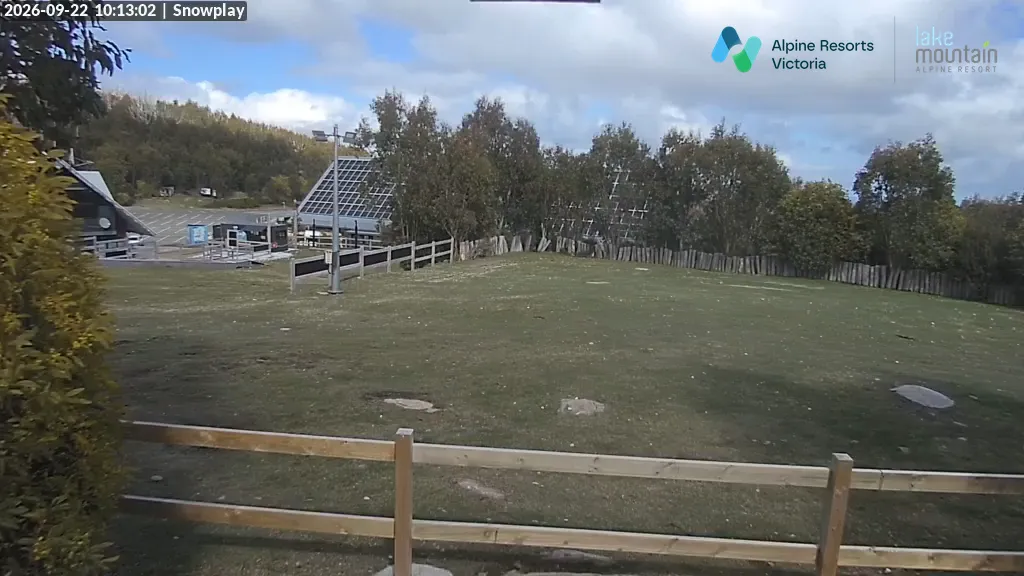 Lake Mountain Snow Play Area snow cam captured at 22 September 2026 at 10:15 am AEST