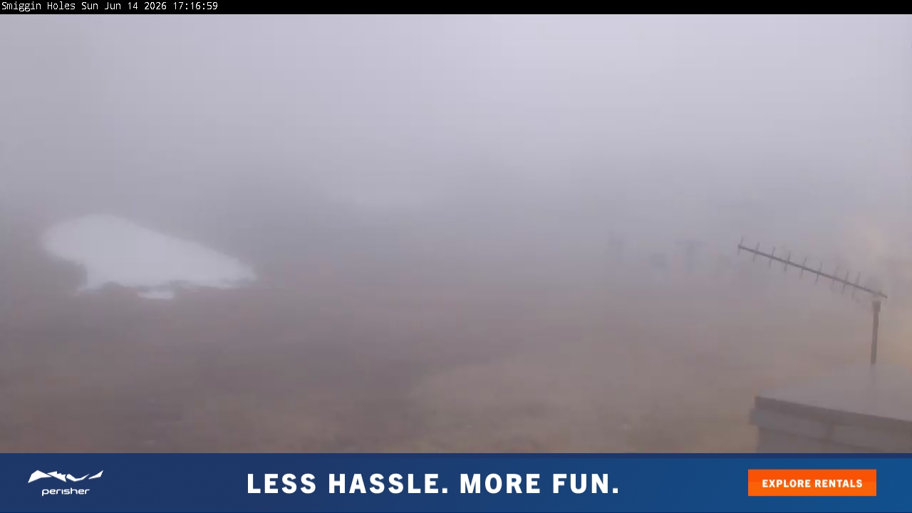 Perisher Smiggin Holes snow cam captured at 14 June 2026 at 5:20 pm AEST