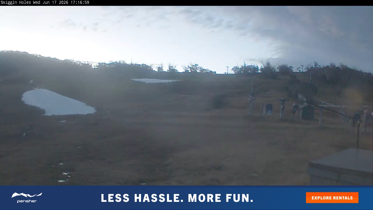 Perisher Smiggin Holes snow cam captured at 17 June 2026 at 5:18 pm AEST