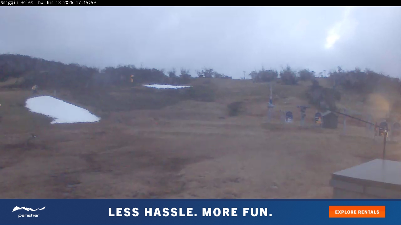 Perisher Smiggin Holes snow cam captured at 18 June 2026 at 5:18 pm AEST