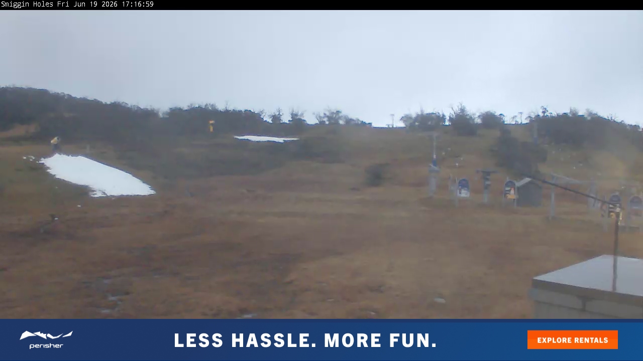 Perisher Smiggin Holes snow cam captured at 19 June 2026 at 5:17 pm AEST