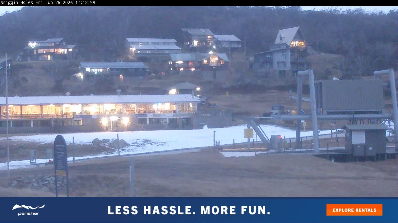 Perisher Smiggin Holes snow cam captured at 26 June 2026 at 5:22 pm AEST