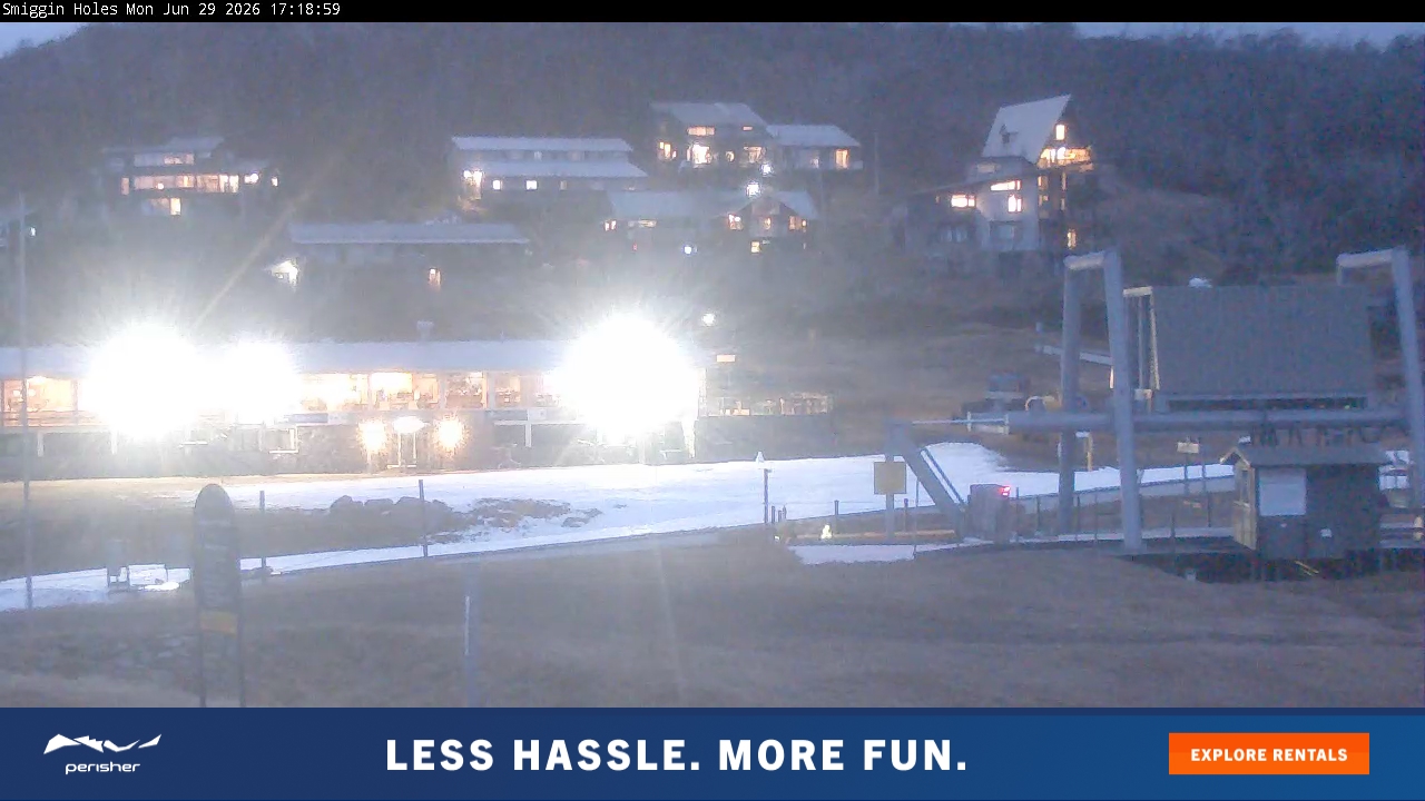 Perisher Smiggin Holes snow cam captured at 29 June 2026 at 5:24 pm AEST