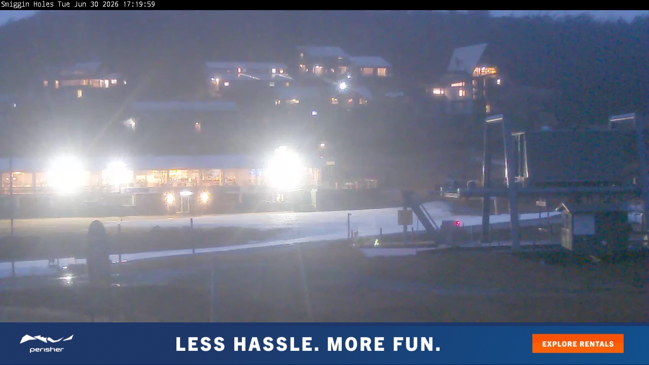 Perisher Smiggin Holes snow cam captured at 30 June 2026 at 5:23 pm AEST
