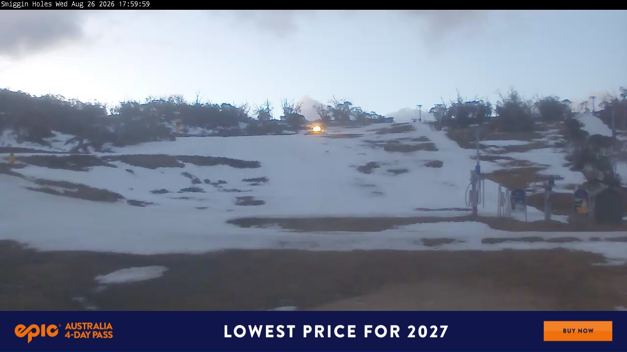 Perisher Smiggin Holes snow cam captured at 26 August 2026 at 6:03 pm AEST