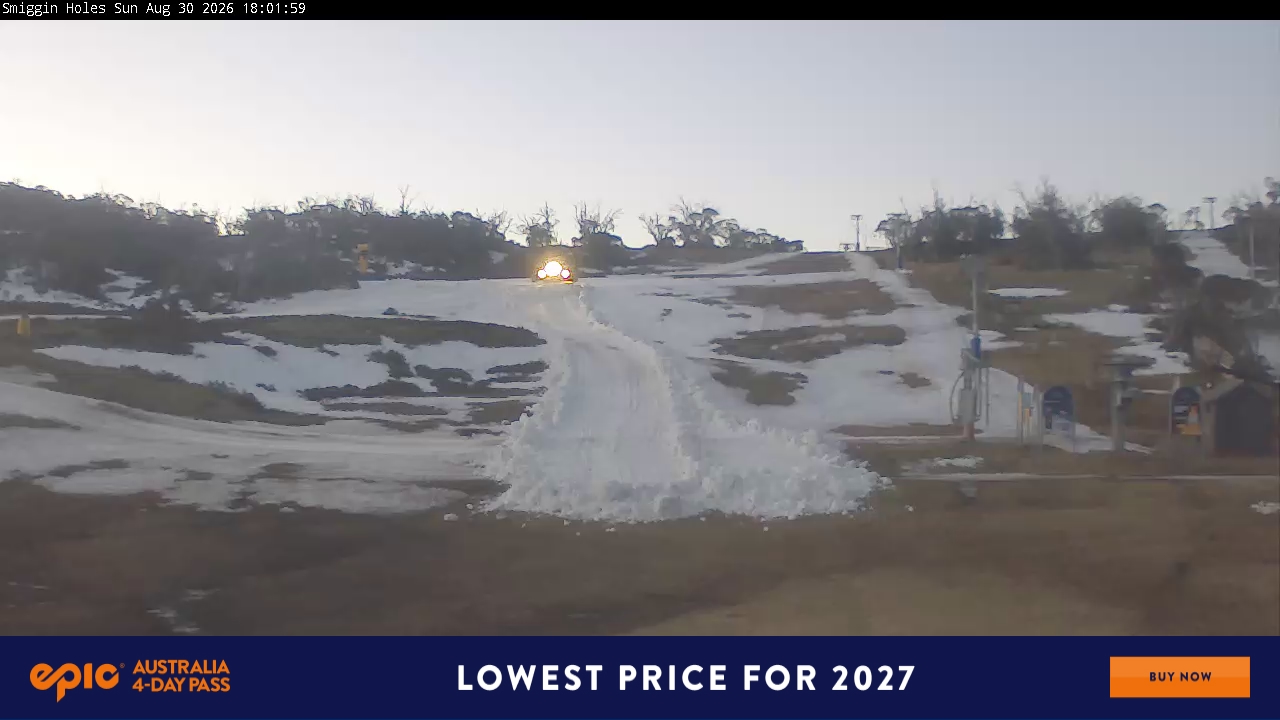 Perisher Smiggin Holes snow cam captured at 30 August 2026 at 6:07 pm AEST