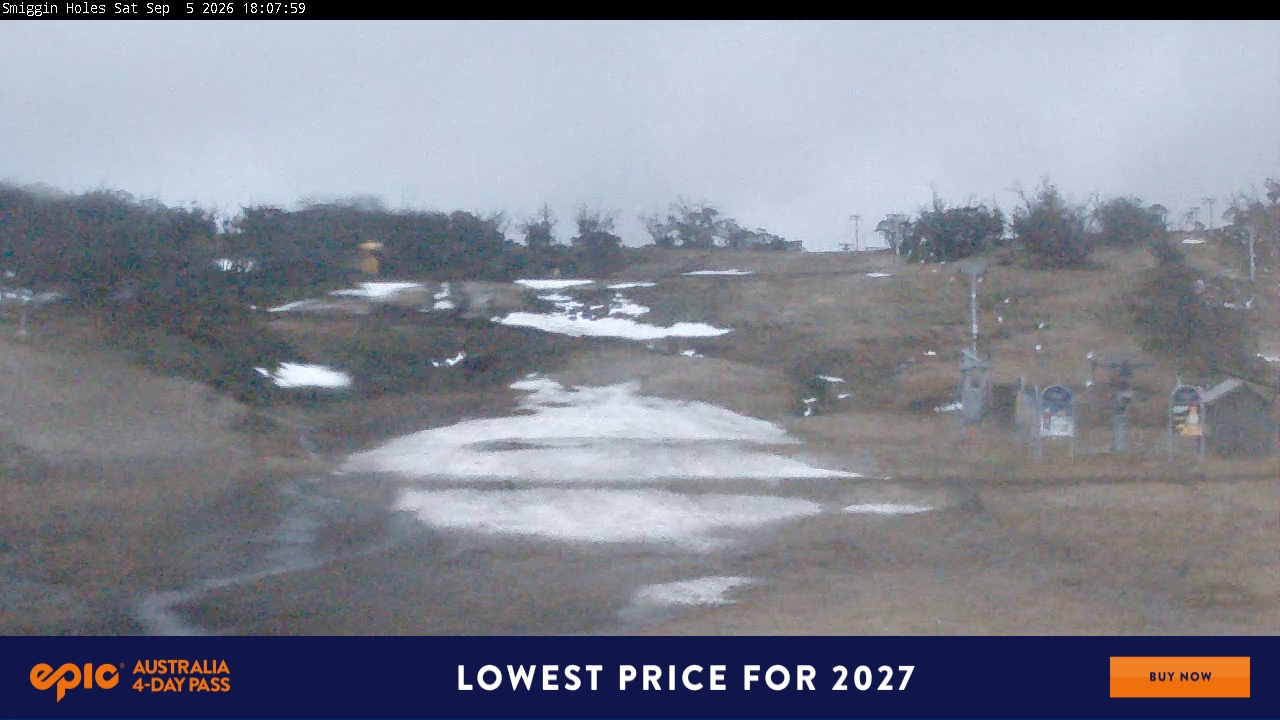 Perisher Smiggin Holes snow cam captured at 5 September 2026 at 6:14 pm AEST