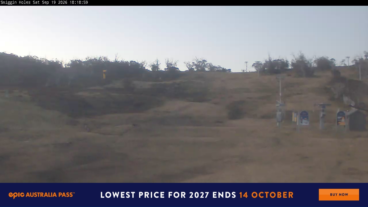 Perisher Smiggin Holes snow cam captured at 19 September 2026 at 6:22 pm AEST