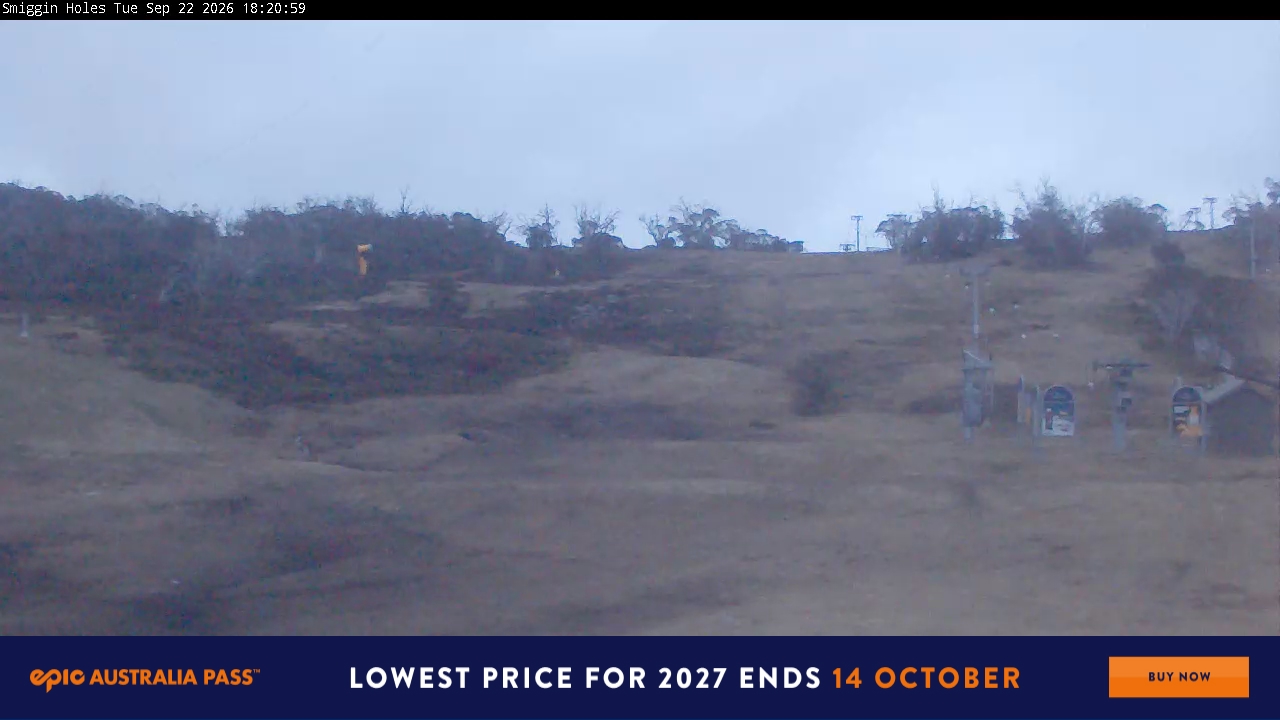 Perisher Smiggin Holes snow cam captured at 22 September 2026 at 6:27 pm AEST