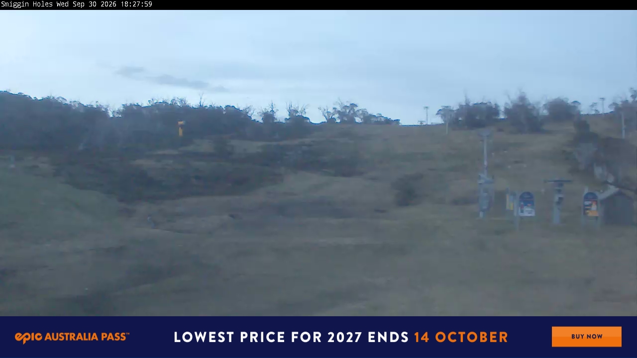 Perisher Smiggin Holes snow cam captured at 30 September 2026 at 6:38 pm AEST