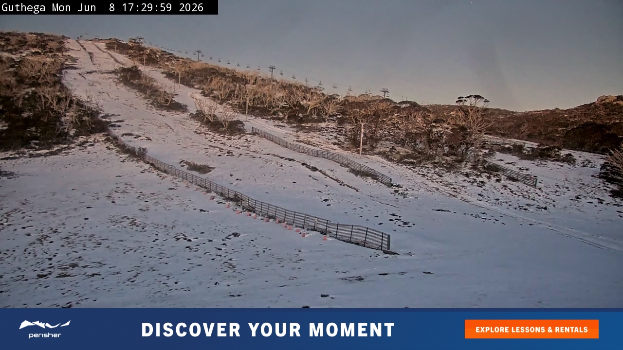 Perisher Guthega snow cam captured at 8 June 2026 at 6:22 pm AEST