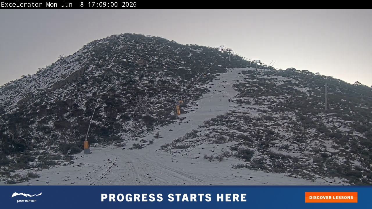 Perisher Excelerator snow cam captured at 8 June 2026 at 6:22 pm AEST