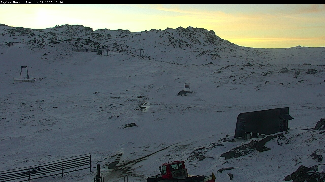 Thredbo Kosciuszko Walking Track snow cam captured at 7 June 2026 at 11:05 pm AEST