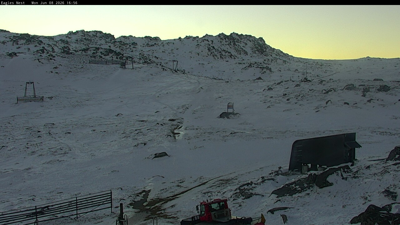 Thredbo Kosciuszko Walking Track snow cam captured at 8 June 2026 at 4:59 pm AEST