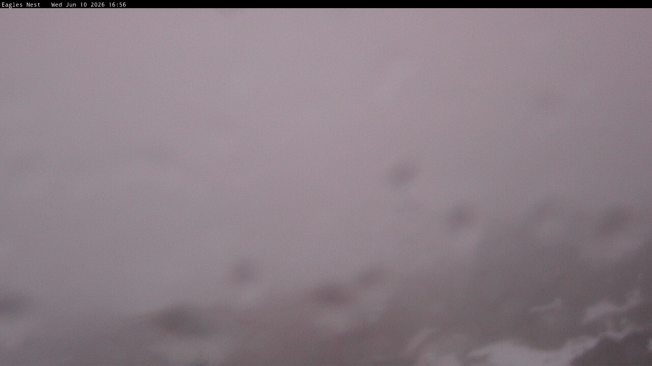 Thredbo Kosciuszko Walking Track snow cam captured at 10 June 2026 at 6:02 pm AEST