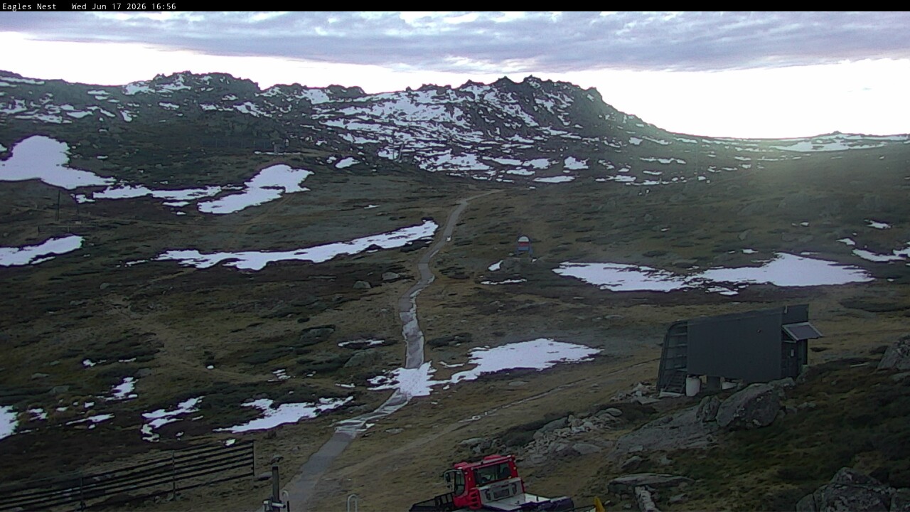 Thredbo Kosciuszko Walking Track snow cam captured at 17 June 2026 at 4:58 pm AEST