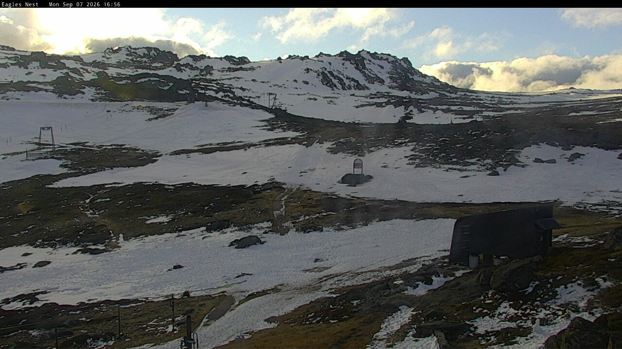 Thredbo Kosciuszko Walking Track snow cam captured at 7 September 2026 at 5:04 pm AEST