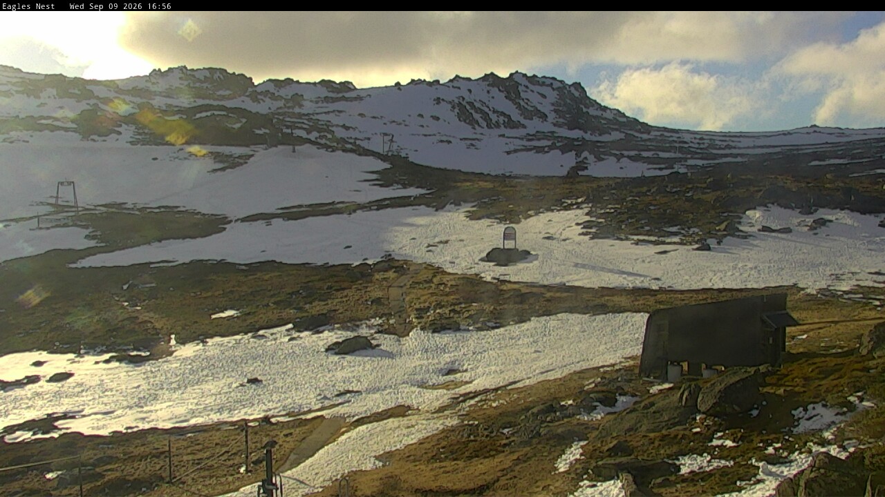 Thredbo Kosciuszko Walking Track snow cam captured at 9 September 2026 at 5:05 pm AEST