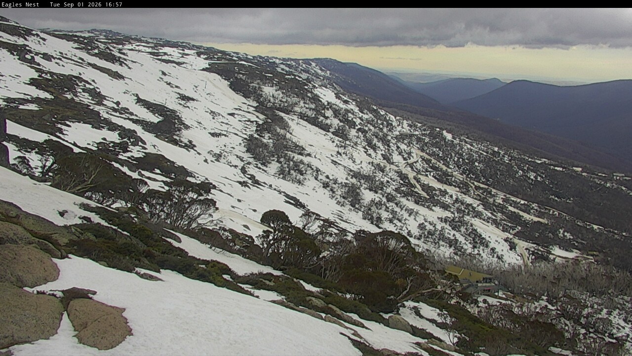 Thredbo Central Spur snow cam captured at 1 September 2026 at 5:41 pm AEST