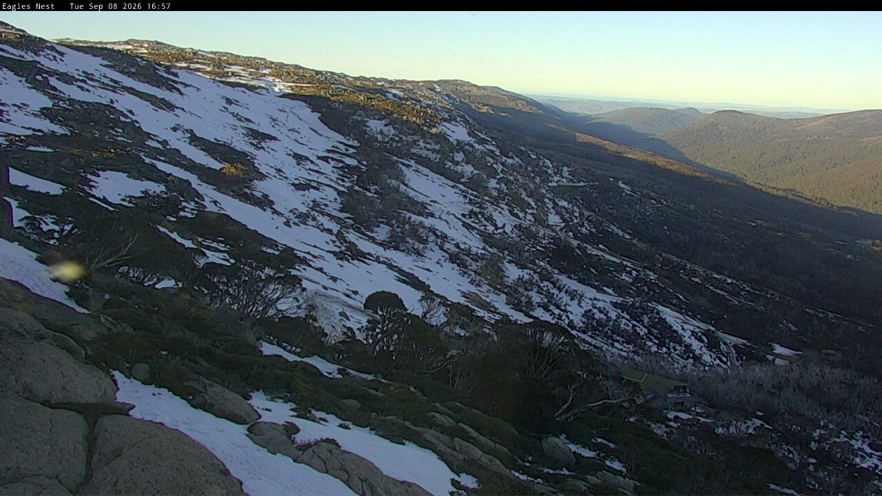 Thredbo Central Spur snow cam captured at 8 September 2026 at 5:04 pm AEST