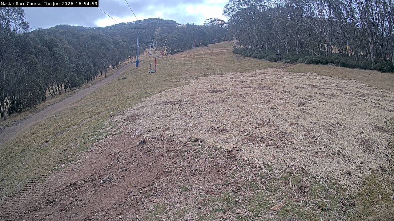 Thredbo Mid-Mountain snow cam captured at 25 June 2026 at 4:58 pm AEST
