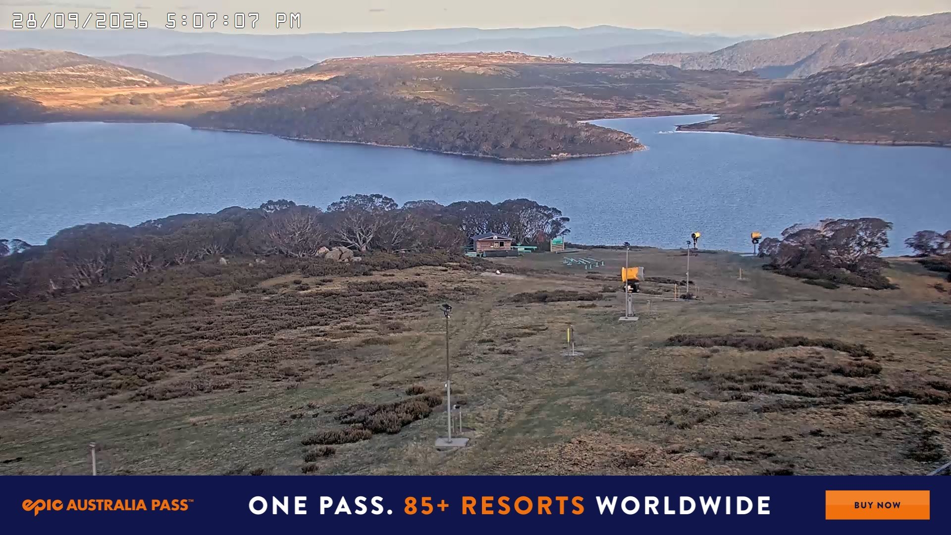Falls Creek Drover's Dream Lake View snow cam captured at 28 September 2026 at 5:19 pm AEST