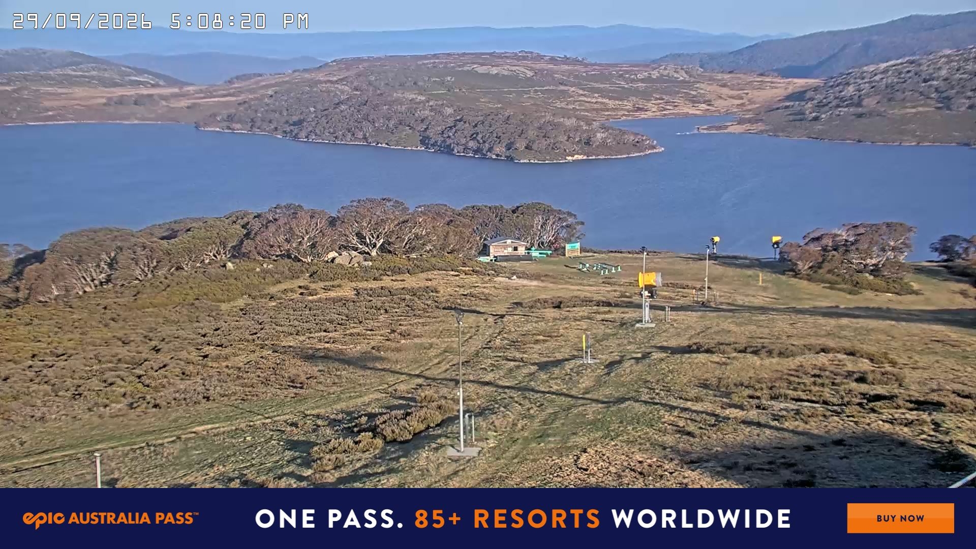 Falls Creek Drover's Dream Lake View snow cam captured at 29 September 2026 at 5:13 pm AEST