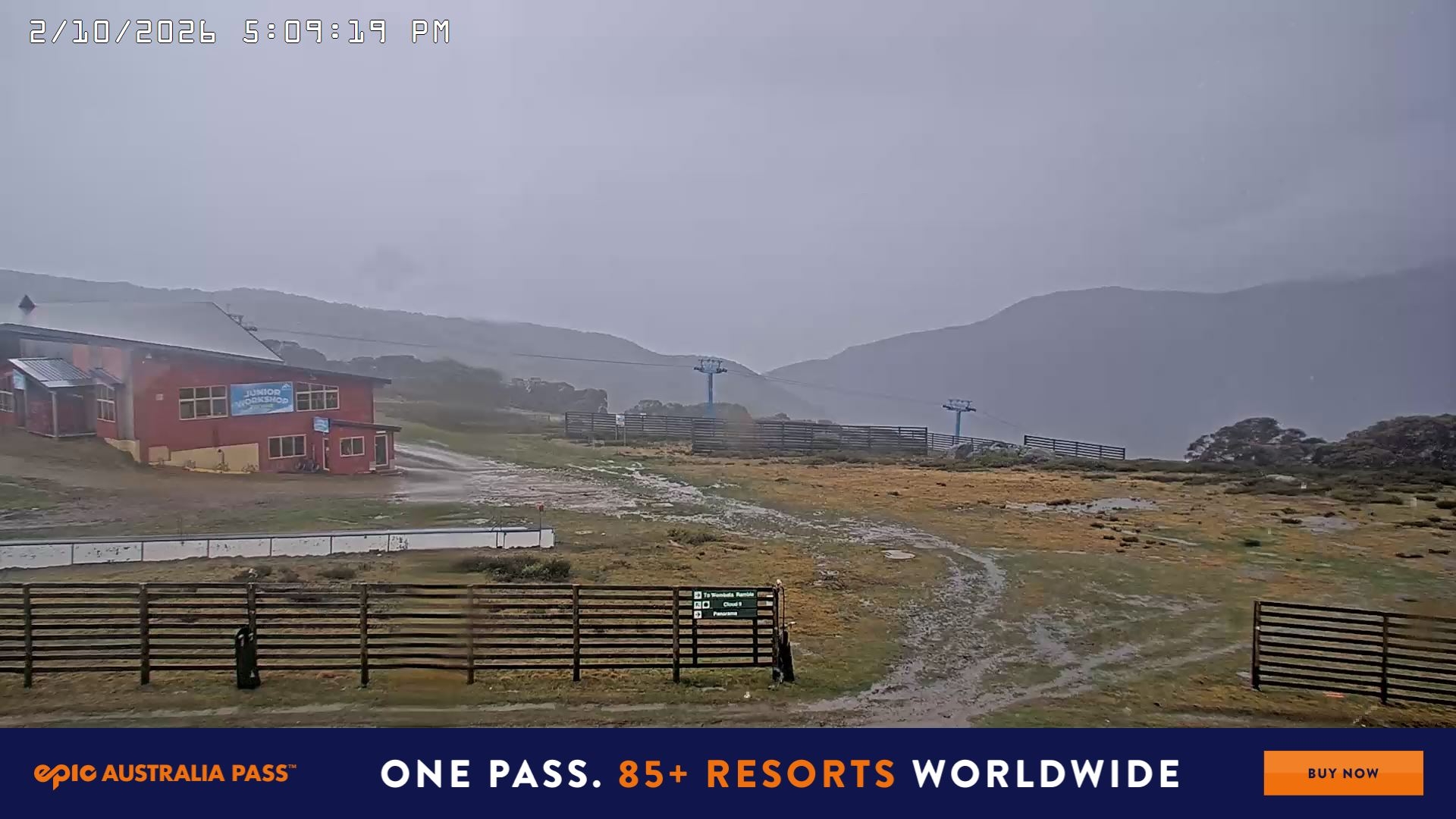 Falls Creek Cloud 9 snow cam captured at 2 October 2026 at 5:29 pm AEST