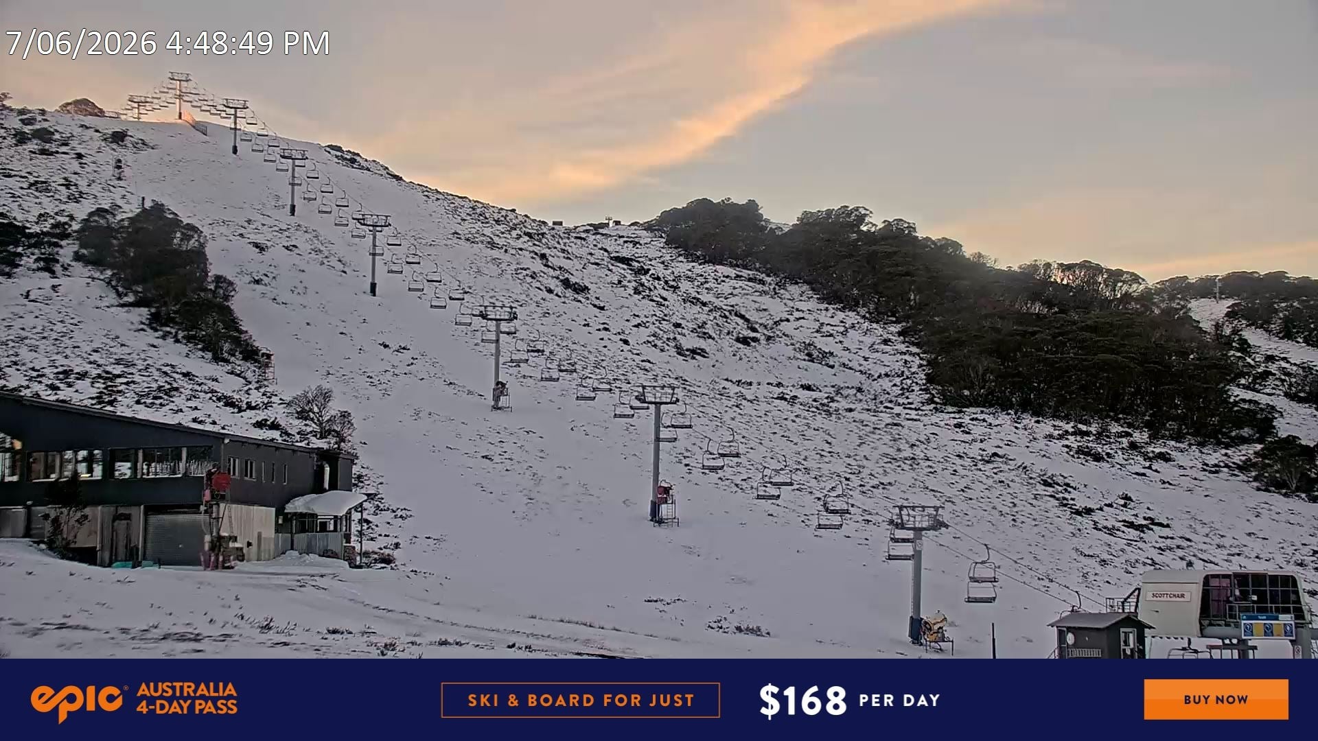 Falls Creek Scott Chair snow cam captured at 7 June 2026 at 11:05 pm AEST