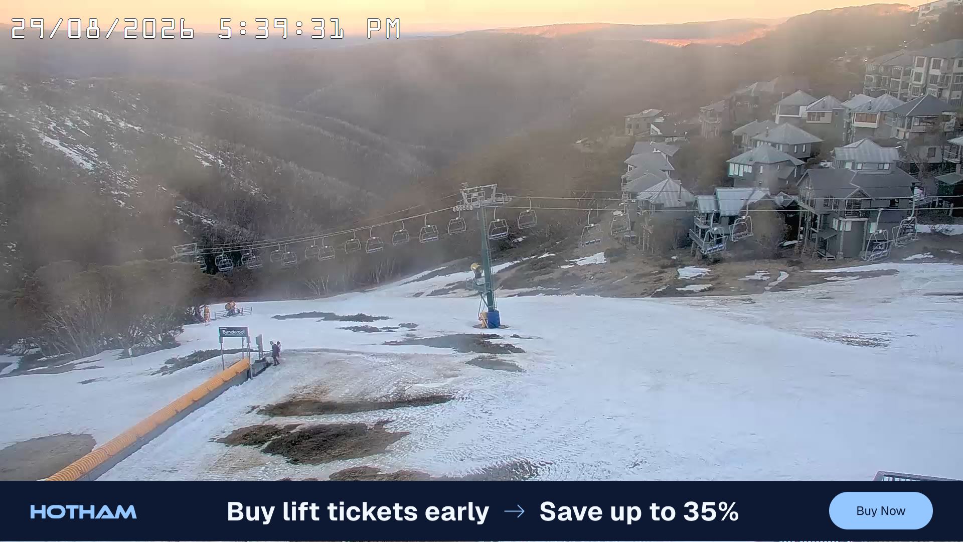 Mt Hotham Hotham Heights snow cam captured at 29 August 2026 at 5:48 pm AEST