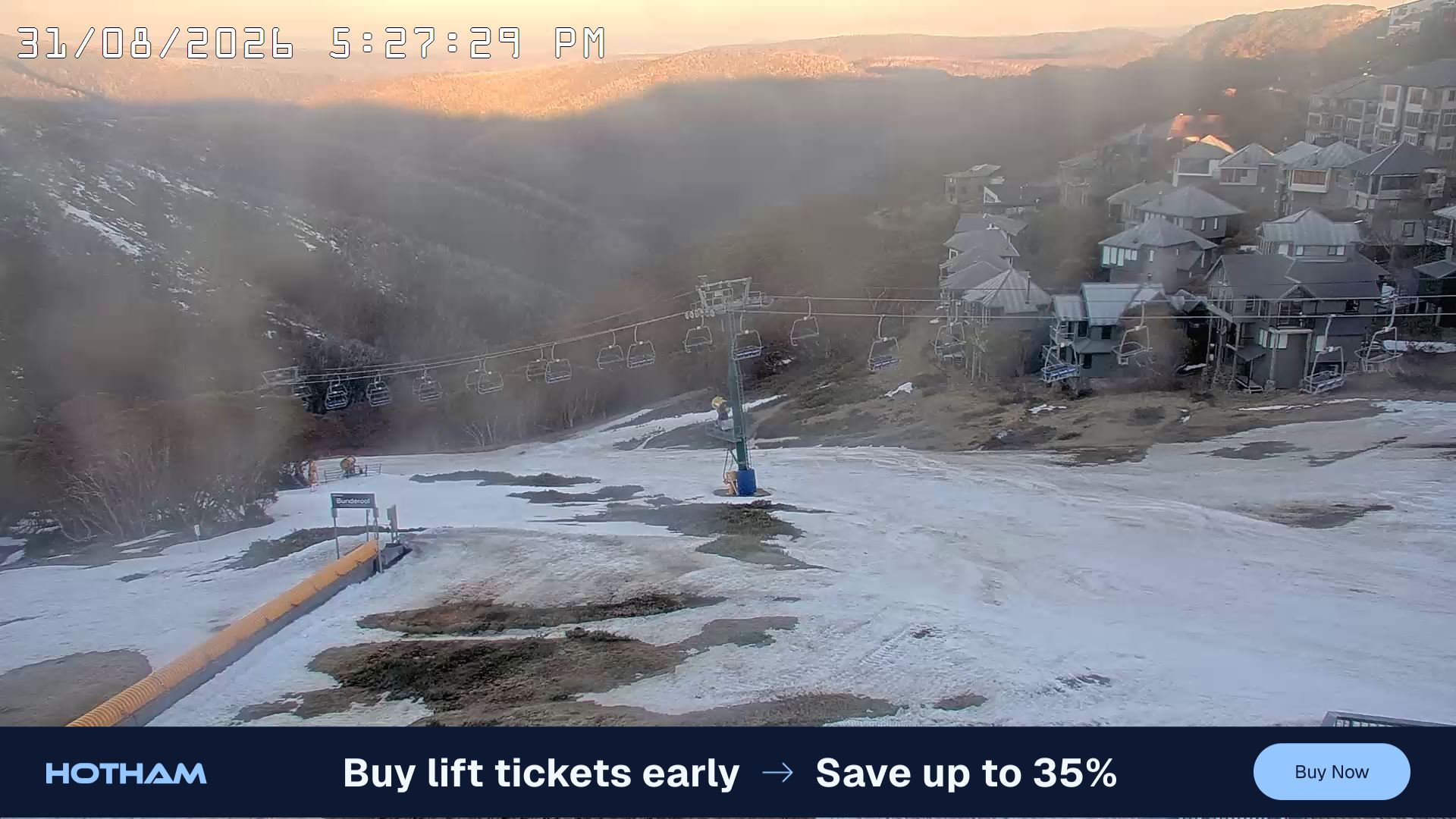 Mt Hotham Hotham Heights snow cam captured at 31 August 2026 at 5:28 pm AEST
