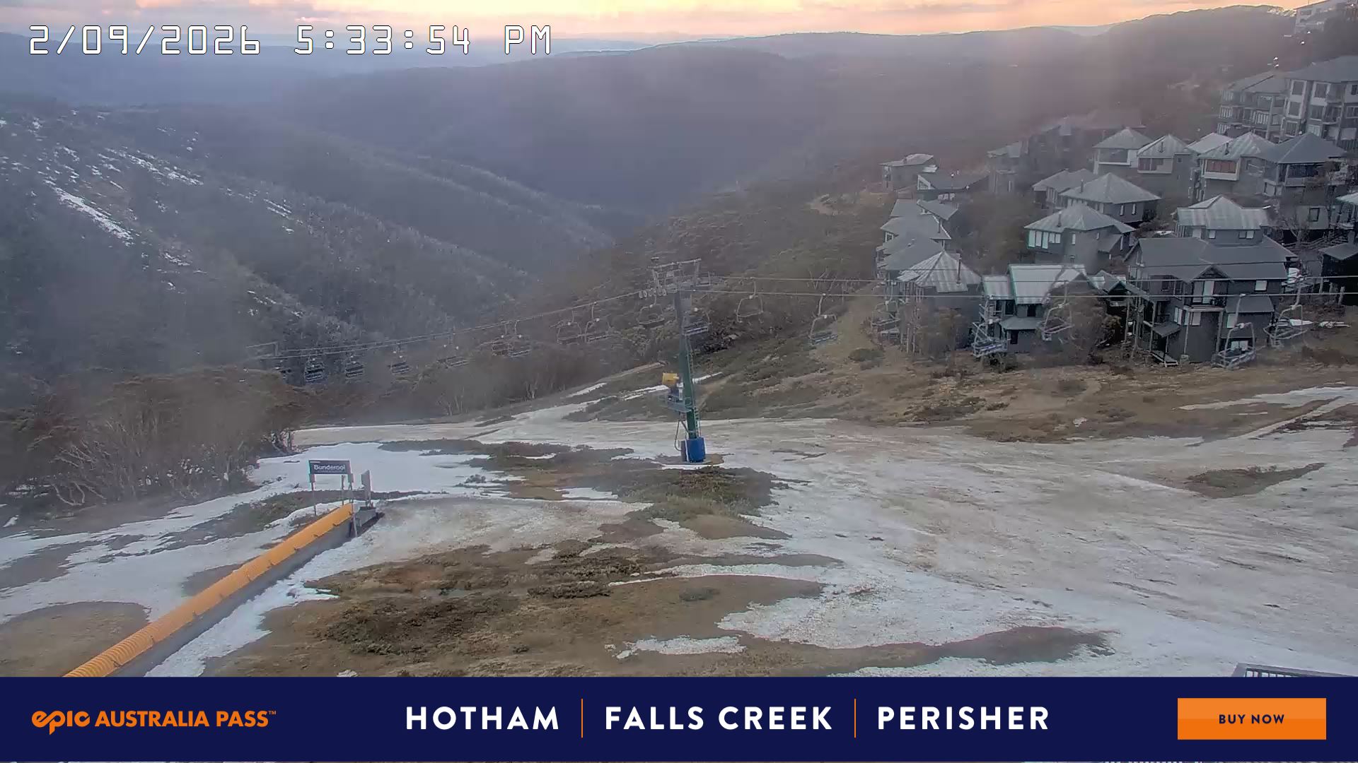 Mt Hotham Hotham Heights snow cam captured at 2 September 2026 at 5:42 pm AEST