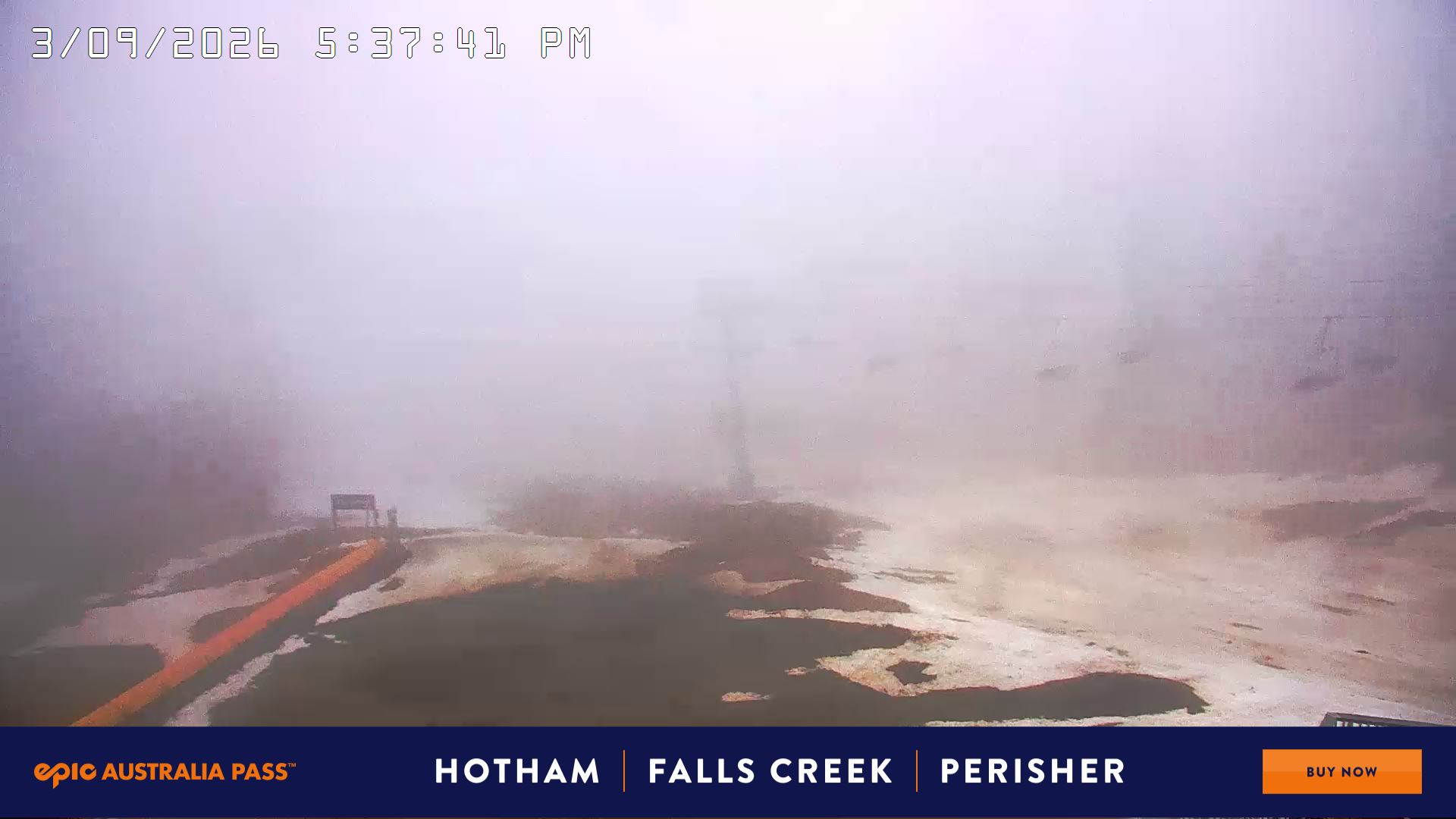 Mt Hotham Hotham Heights snow cam captured at 3 September 2026 at 5:40 pm AEST