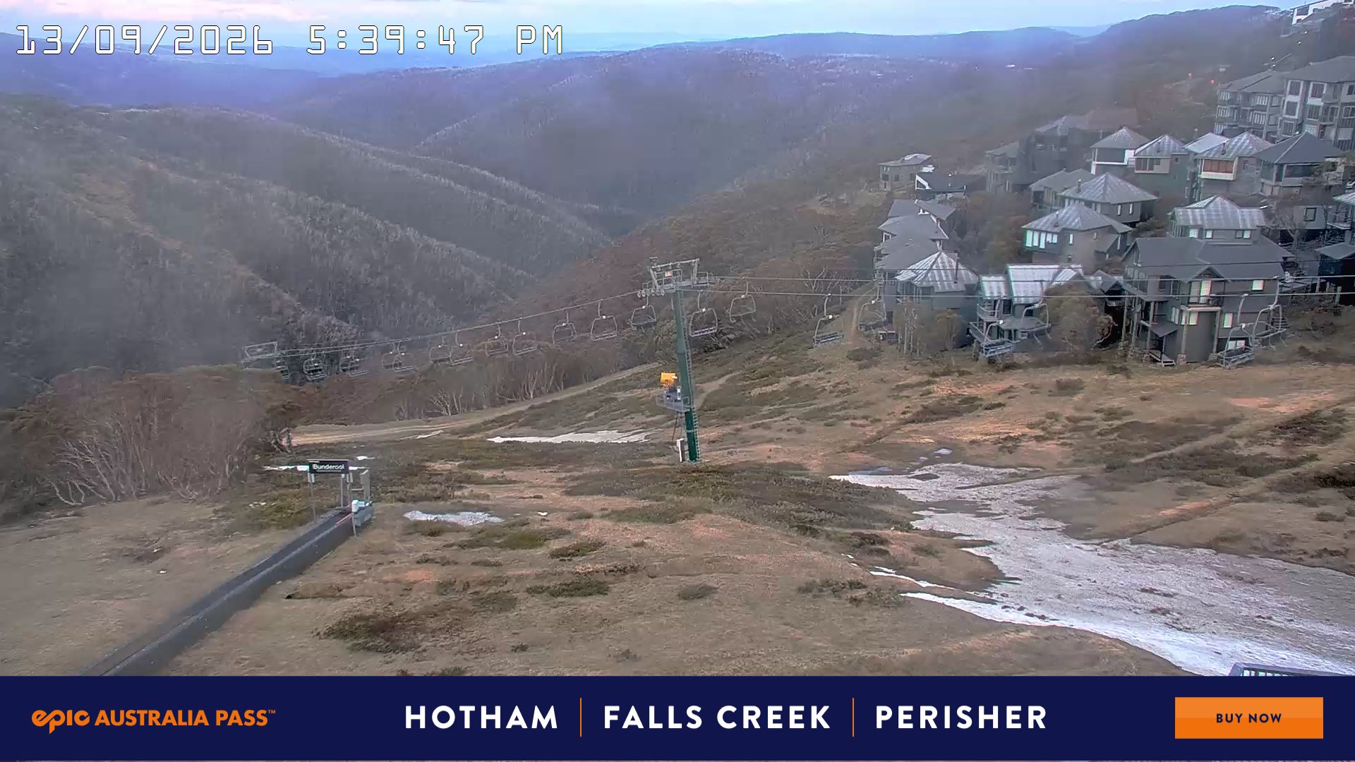 Mt Hotham Hotham Heights snow cam captured at 13 September 2026 at 5:40 pm AEST